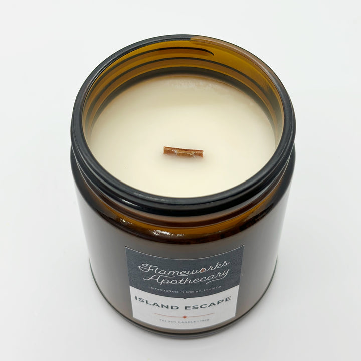 Island Escape 7 oz Amber Jar Candle