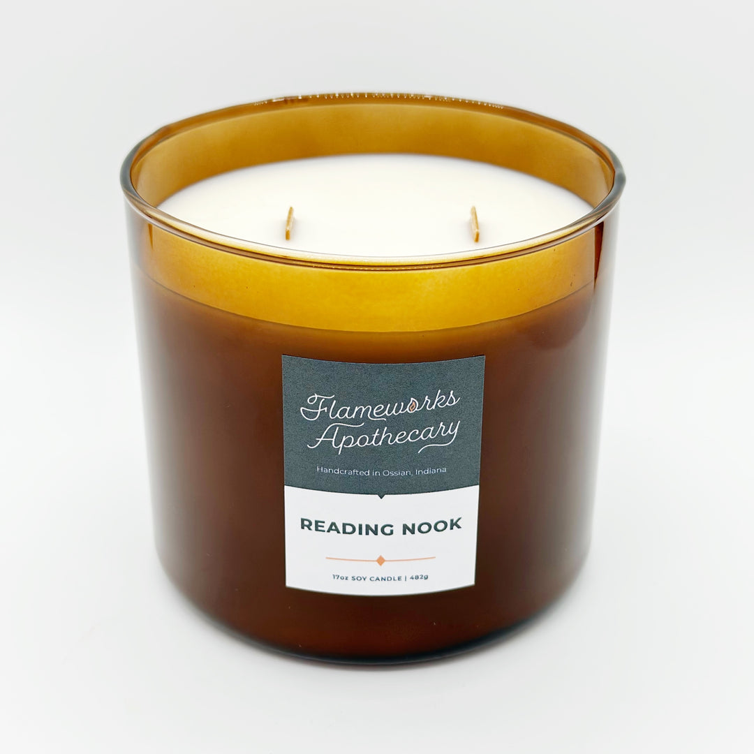 Reading Nook 17 oz Double Wick Amber Jar Candle
