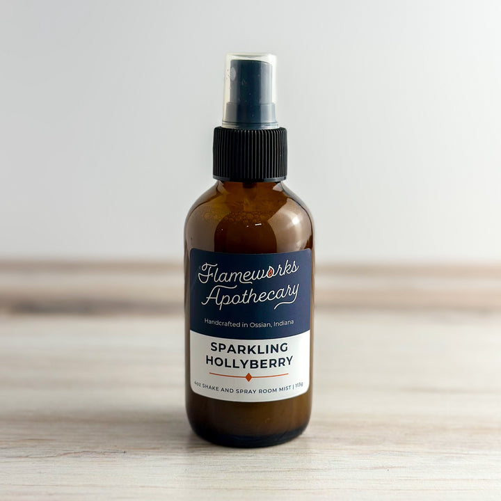 Sparkling Hollyberry 4 oz Shake and Spray Room Mist