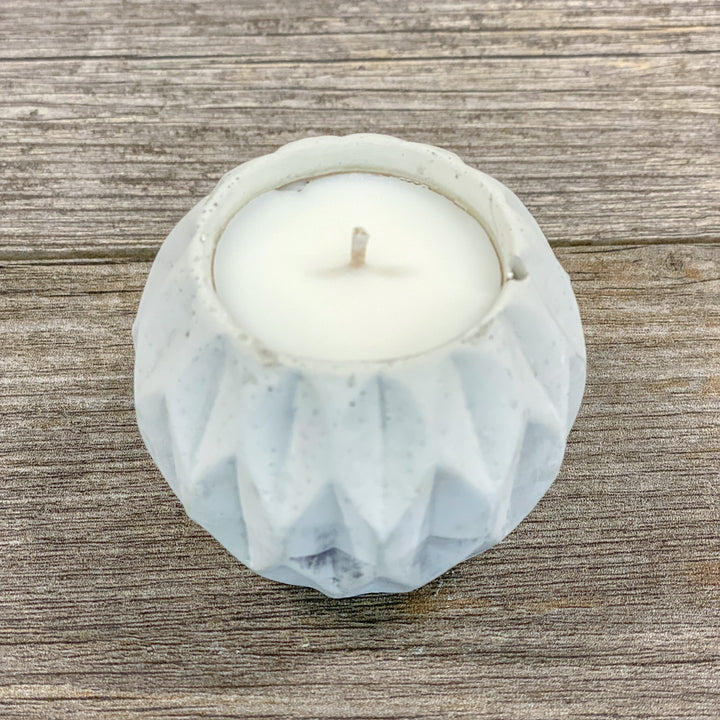 White Birch 1.5 oz Diamond Concrete Candle - Natural Concrete Color